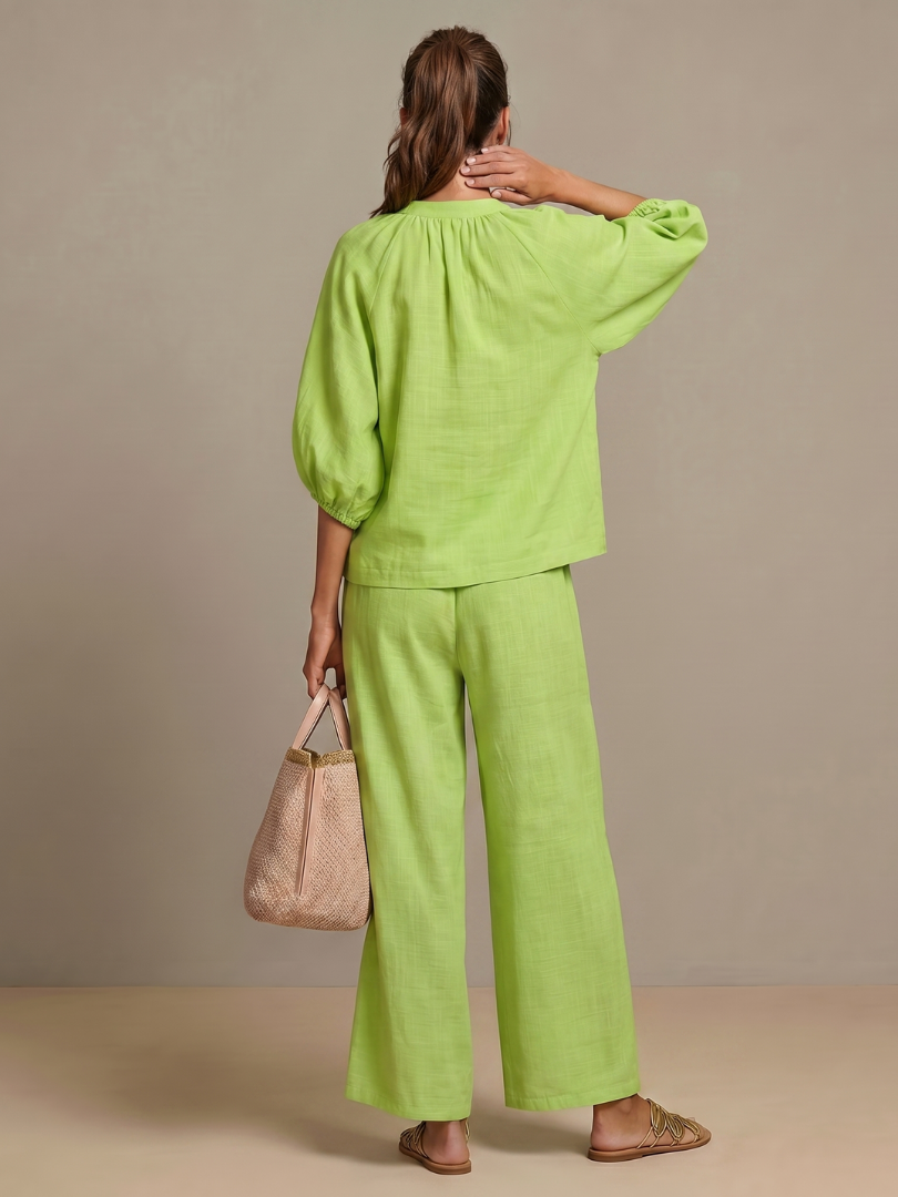 Natalia | Conjunto com Blusa de Fecho e Calças de Perna Larga