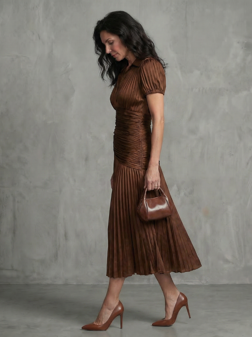 Theodora | Vestido Midi às Riscas com Cintura Plissada