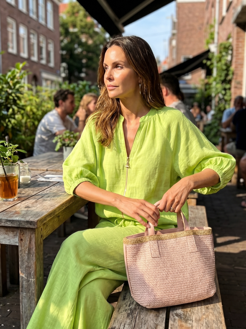 Natalia | Conjunto com Blusa de Fecho e Calças de Perna Larga