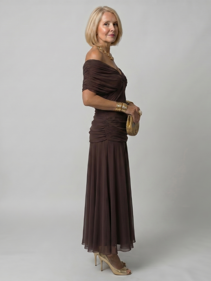 Calen | Vestido Midi Fluido com Ombros a Descoberto