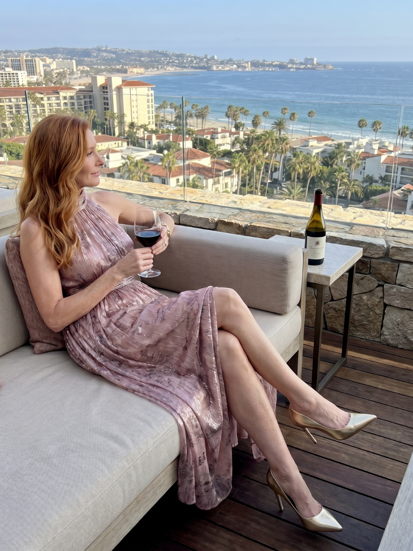 Alessandra | Vestido Midi Sem Mangas com Acabamento Texturado