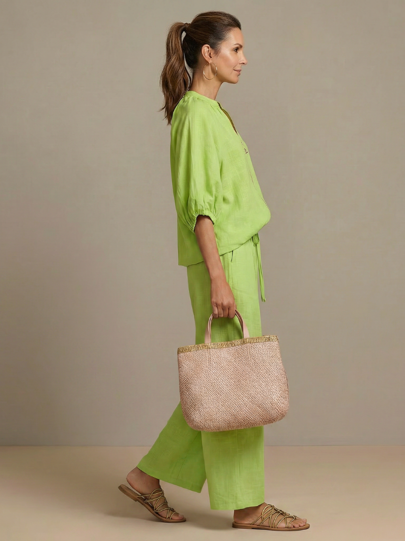 Natalia | Conjunto com Blusa de Fecho e Calças de Perna Larga