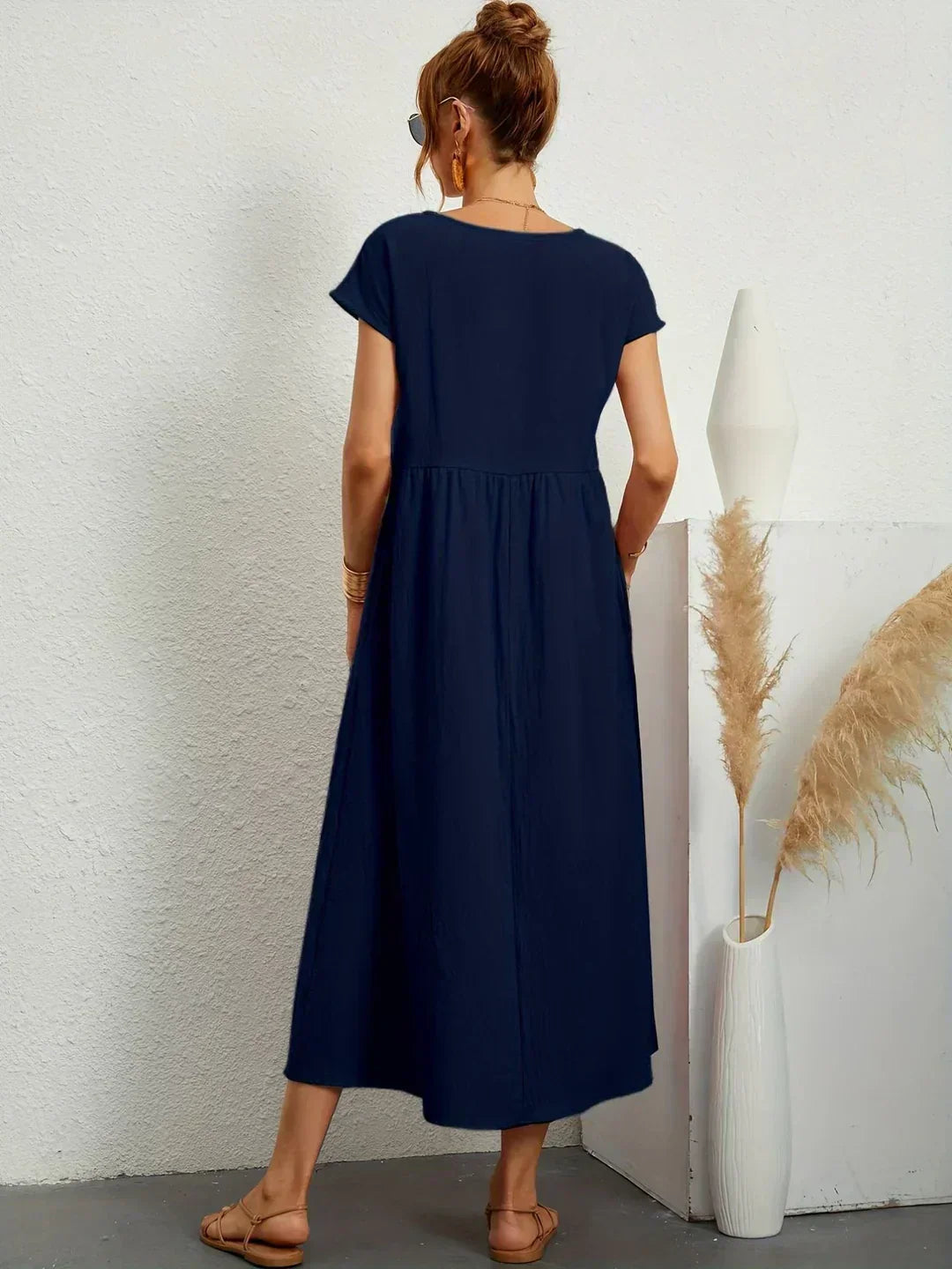 Gabrielle™ | Vestido Midi Fluido de Elegância Atemporal