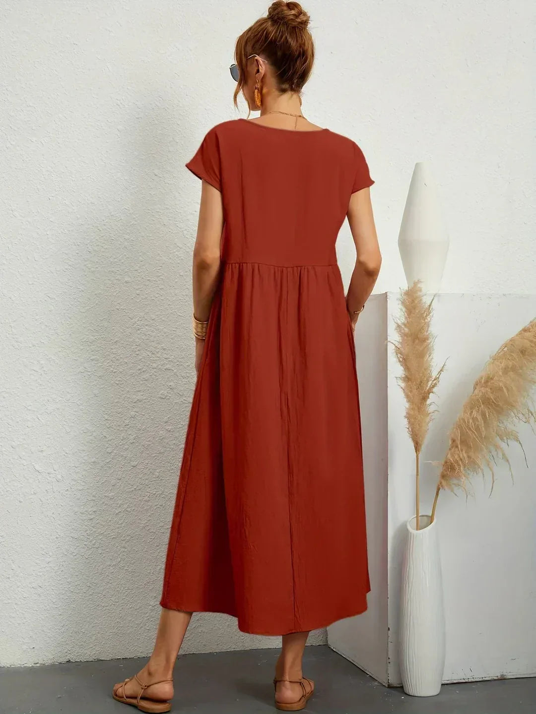 Gabrielle™ | Vestido Midi Fluido de Elegância Atemporal