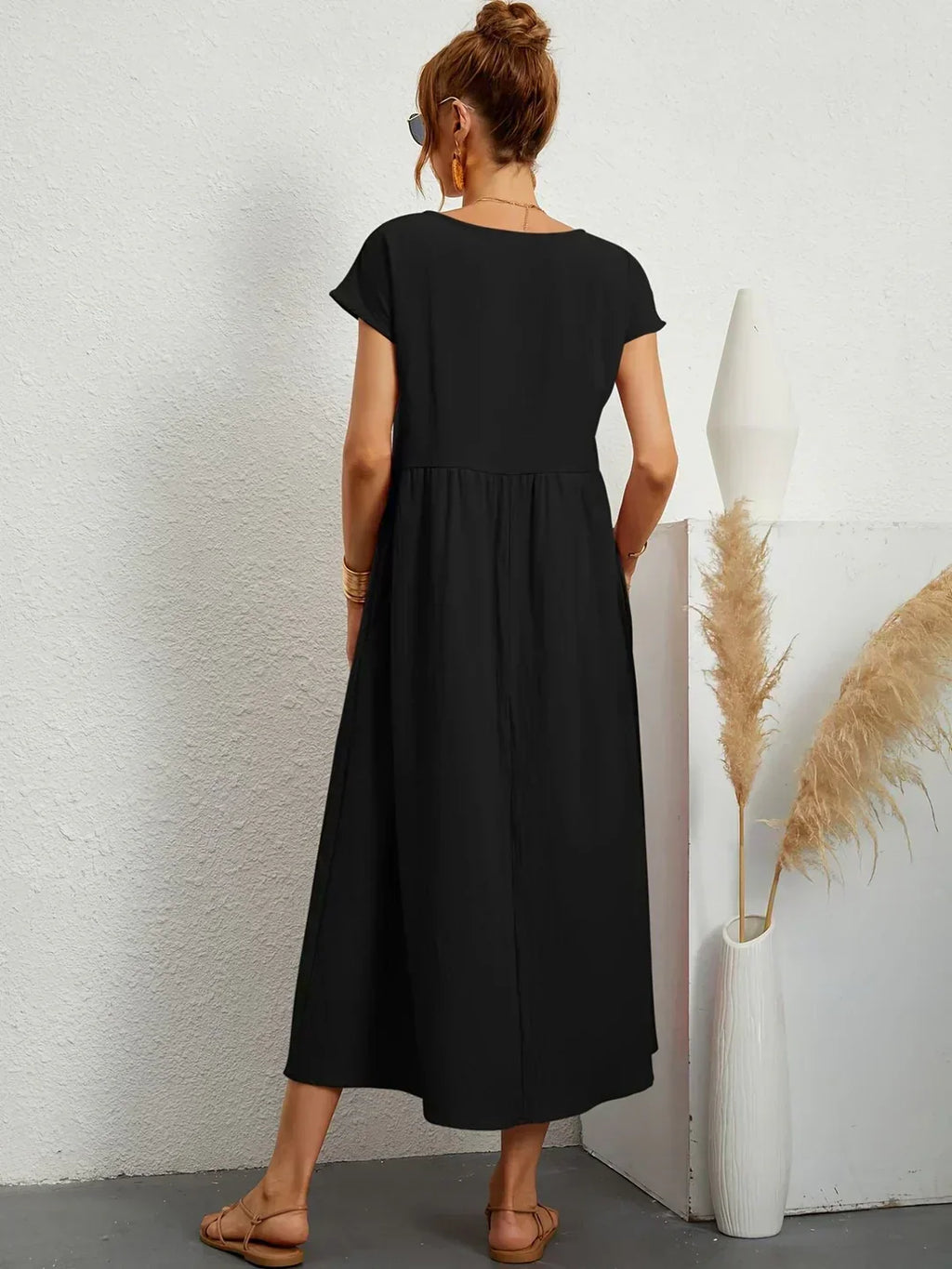 Gabrielle™ | Vestido Midi Fluido de Elegância Atemporal